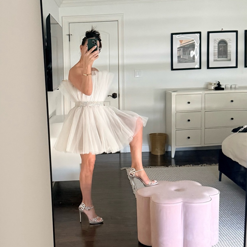 Bronx and Banco White Strapless Wedding Dress - Picture 2 of 10